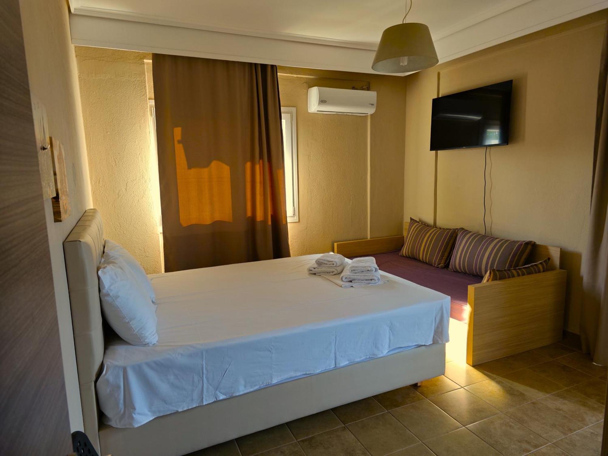 Studio Just On The Beach Паралия-Катерини Экстерьер фото