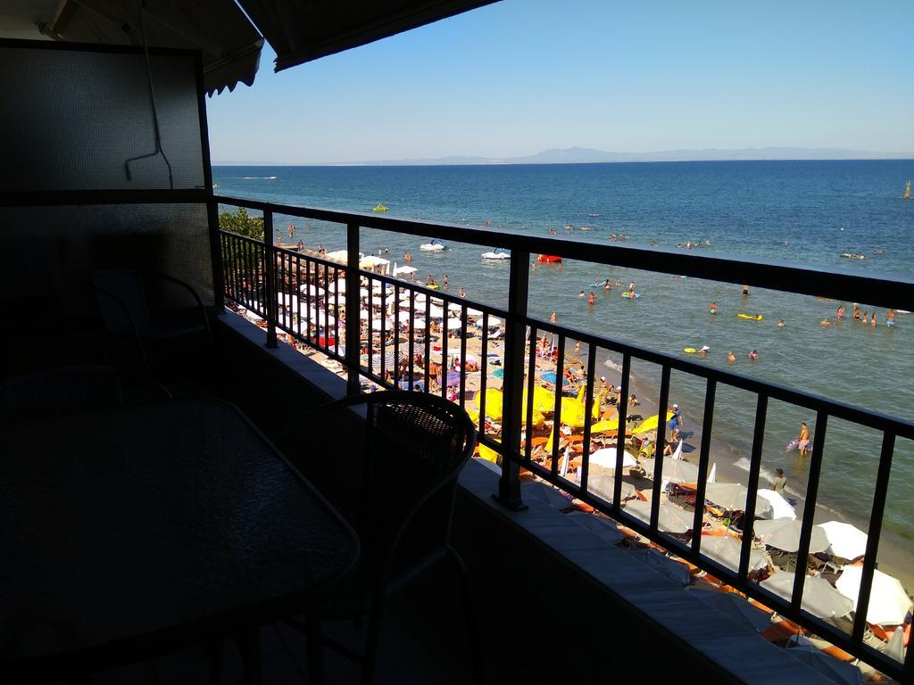 Studio Just On The Beach Паралия-Катерини Экстерьер фото